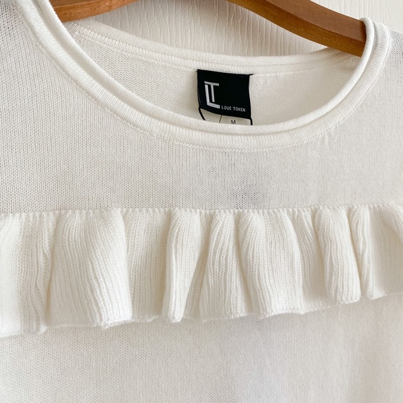 Love token karson ruffle sweater NWT cream ivory medium - Picture 3 of 5